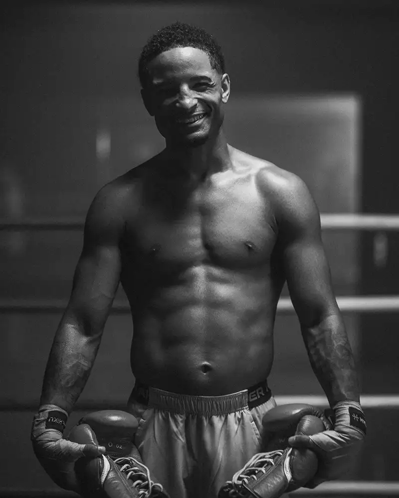 agentur01bern-newsbook-angelo-pena-bts1